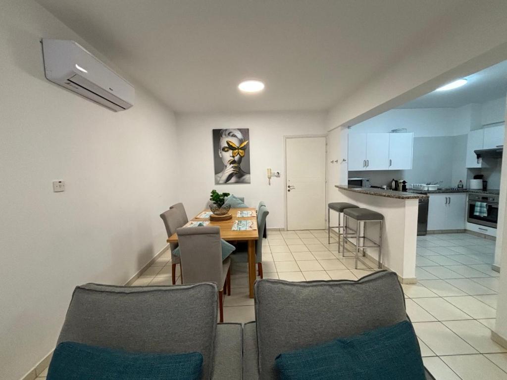 Cozy Apartment In Paphos Beautiful Complex 외부 사진